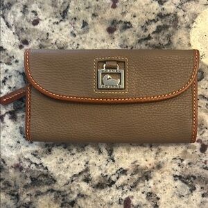 Dooney & Bourke Tan Leather Wallet